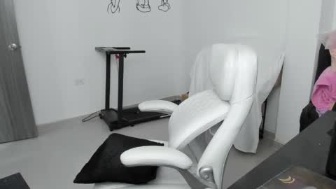 Zulma Yisset online show from 04/06/26, 04:46