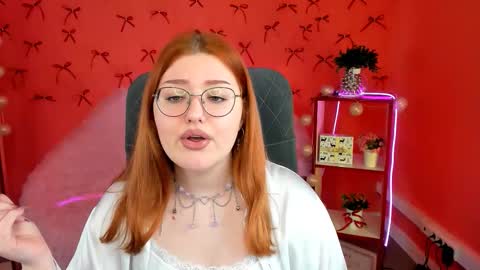 Snapshot of stacyjensen chatting on 12/18/25, 01:50 Stasey online show from 12/18/25, 01:50