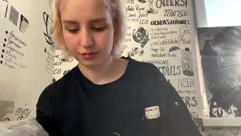 Emma online show from 02/19/26, 05:03