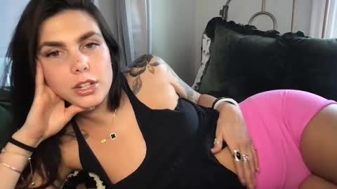 Snapshot of stacywithuu chatting on 09/26/25, 06:12 Stacy online show from 09/26/25, 06:12