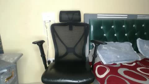 calvin online show from 11/27/25, 02:02