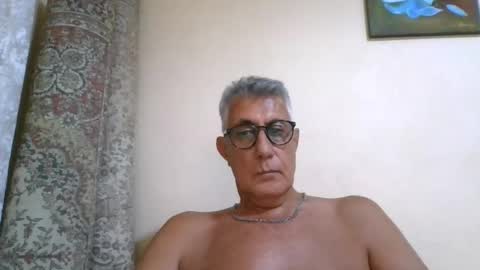 Snapshot of star0806666a chatting on 08/06/26, 11:23 star0806666a online show from 08/06/26, 11:23