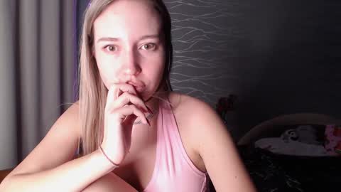 Snapshot of star_and_jane_ chatting on 02/03/25, 12:03 star_and_jane_ online show from 02/03/25, 12:03