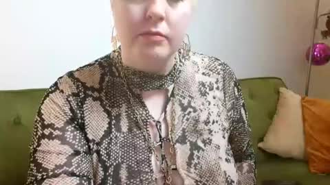 Snapshot of star_ryderr chatting on 01/07/26, 10:01 Star Ryderr online show from 01/07/26, 10:01