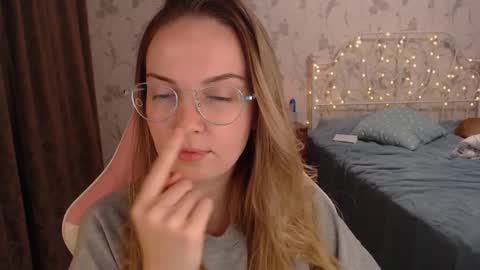 Snapshot of star_shopping chatting on 12/27/24, 11:50 Alice online show from 12/27/24, 11:50