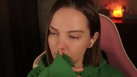 Snapshot of star_shopping chatting on 01/20/25, 07:35 Alice online show from 01/20/25, 07:35