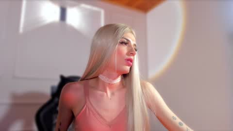 Snapshot of star_storm chatting on 01/31/25, 04:36 star_storm online show from 01/31/25, 04:36