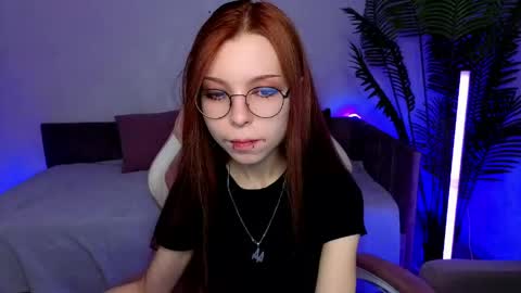 Tarra online show from 04/17/26, 02:14