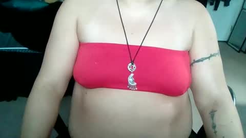 Snapshot of starella___saxxxton chatting on 12/26/24, 07:16 starella___saxxxton online show from 12/26/24, 07:16