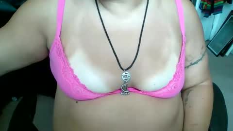 Snapshot of starella___saxxxton chatting on 09/08/25, 07:02 starella___saxxxton online show from 09/08/25, 07:02