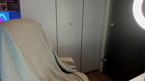 Kate online show from 05/25/26, 08:48