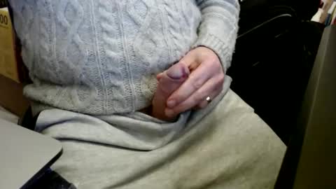 Snapshot of stargazer1069 chatting on 02/28/25, 01:47 stargazer1069 online show from 02/28/25, 01:47