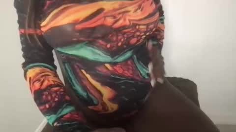 Snapshot of starjewelsxo chatting on 09/23/25, 03:15 Star Jewels online show from 09/23/25, 03:15