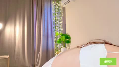 Nina online show from 04/26/26, 02:31