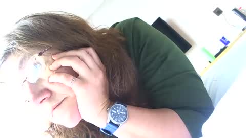 Snapshot of starlagurl chatting on 02/13/25, 08:38 starlagurl online show from 02/13/25, 08:38