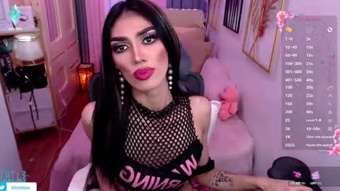 Snapshot of starlasexylady chatting on 02/11/25, 07:54 Just Call Me  Starla  Dont Forget to Follow me online show from 02/11/25, 07:54