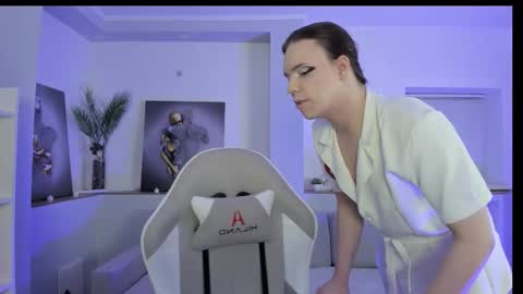 Snapshot of starlight_madison chatting on 02/16/26, 02:07 Madison online show from 02/16/26, 02:07