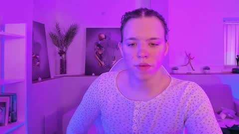 Snapshot of starlight_madison chatting on 02/25/26, 02:10 Madison online show from 02/25/26, 02:10