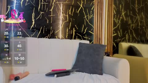 starlight_mature11_aws online show from 04/07/26, 09:15