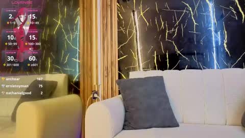 starlight_mature23_aws online show from 03/08/26, 02:04