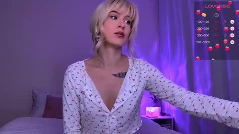 Stacey online show from 03/09/25, 04:38