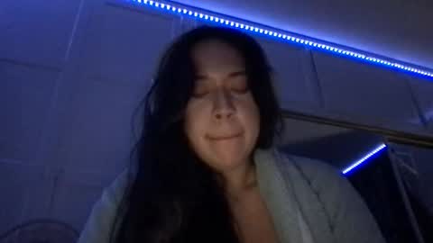 starlitdreams777 online show from 03/05/25, 08:32