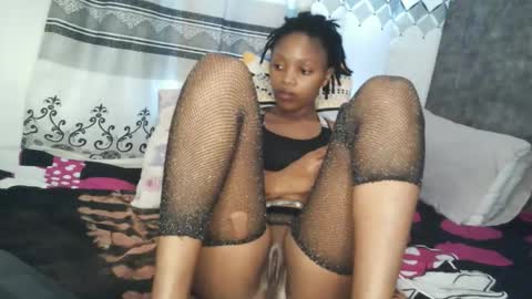 Snapshot of starnah chatting on 06/05/26, 12:44 starnah online show from 06/05/26, 12:44