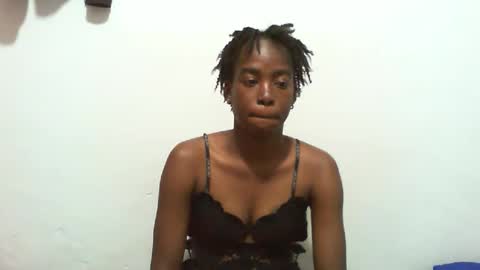 Snapshot of starry_sweetie chatting on 09/24/25, 02:09 sweetgirl online show from 09/24/25, 02:09