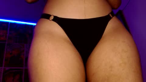      online show from 10/27/25, 05:33