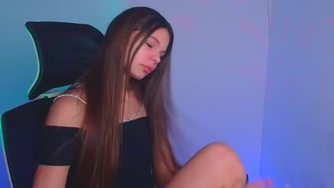 Snapshot of stasy_milk chatting on 12/17/24, 09:50 Stasy online show from 12/17/24, 09:50