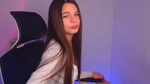 Snapshot of stasy_milk chatting on 12/24/24, 06:44 Stasy online show from 12/24/24, 06:44