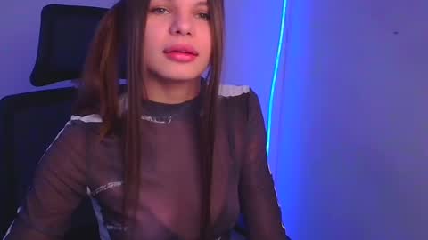 Snapshot of stasy_milk chatting on 01/23/25, 10:01 Stasy online show from 01/23/25, 10:01