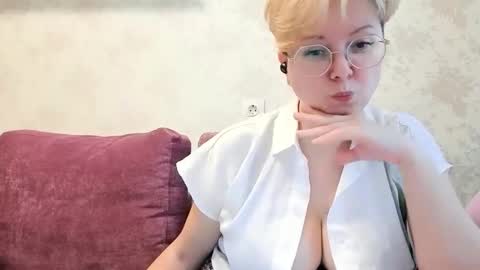 Stasya online show from 04/05/26, 01:52