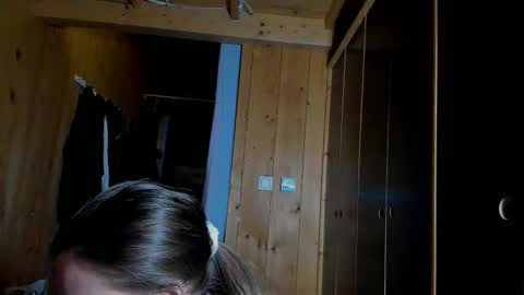 Snapshot of stasya_nova chatting on 02/19/25, 10:20 Stasy Nova online show from 02/19/25, 10:20