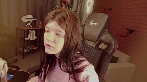 Stasia online show from 12/05/25, 04:36