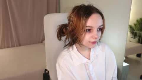 MONICA online show from 12/04/25, 12:36