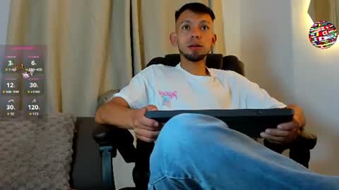 Snapshot of stebansilv_ chatting on 06/19/26, 10:41 Steban online show from 06/19/26, 10:41