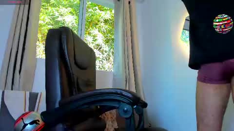 Snapshot of stebansilv_ chatting on 06/29/26, 12:16 Steban online show from 06/29/26, 12:16