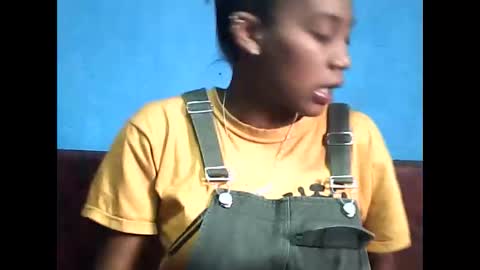 Malicia online show from 12/16/25, 07:35