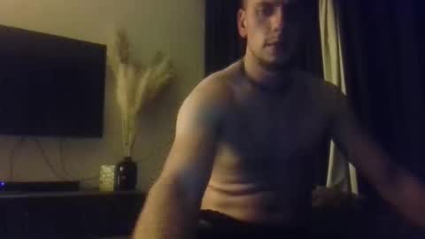 steefje2001 online show from 11/28/25, 04:26