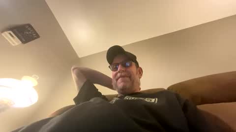 steel259373 online show from 04/02/26, 01:47