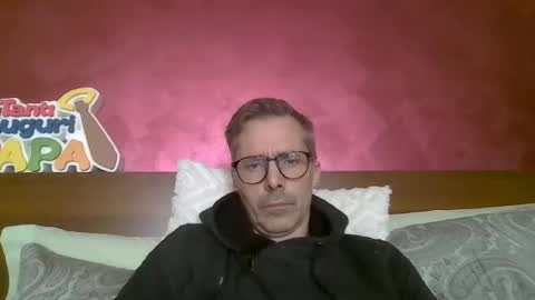 Snapshot of steel80 chatting on 03/11/25, 12:06 steel80 online show from 03/11/25, 12:06