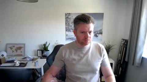 Snapshot of steelk2010 chatting on 04/22/26, 01:12 steelk2010 online show from 04/22/26, 01:12