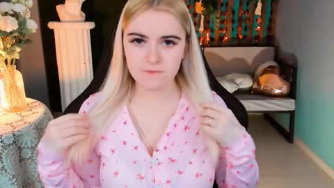 stef_nicks online show from 02/24/26, 09:07