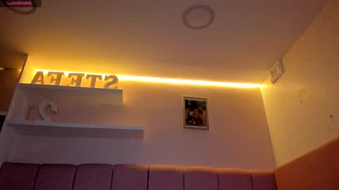 Stefa Gomez  online show from 12/23/24, 03:44