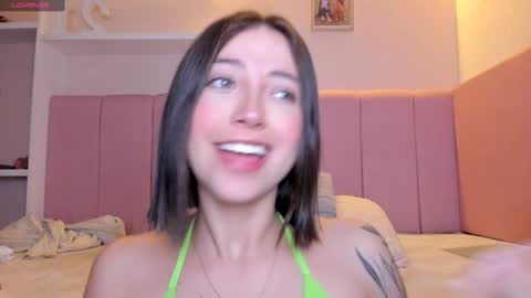 Stefa Gomez  online show from 01/22/25, 11:12