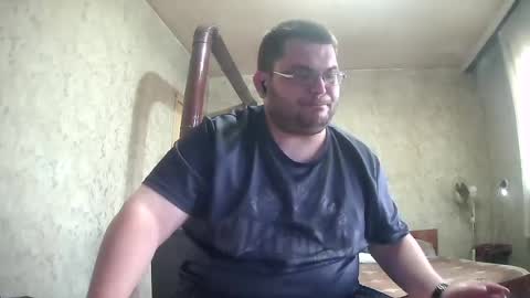 Snapshot of stefan90pt chatting on 07/04/26, 05:57 Stefan online show from 07/04/26, 05:57