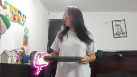 Snapshot of stefan_litleee chatting on 01/14/26, 03:23 julieth-cancer online show from 01/14/26, 03:23