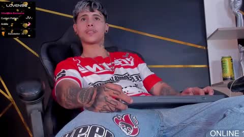 Snapshot of stefan_wonder_ chatting on 01/19/25, 09:23 Wonder online show from 01/19/25, 09:23