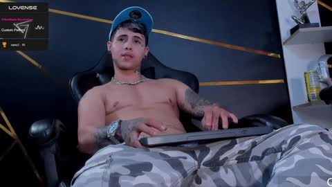 Snapshot of stefan_wonder_ chatting on 02/02/25, 08:51 Wonder online show from 02/02/25, 08:51